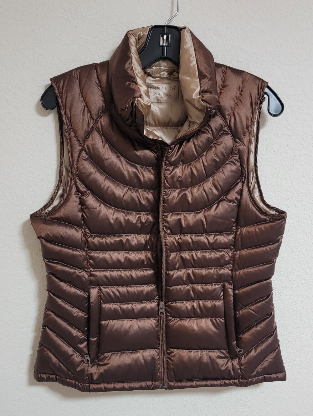 Bernardo Goose Down Metallic Puffer Vest